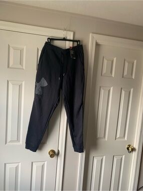 Under Armour Men's Black Joggers with Large Side Logo